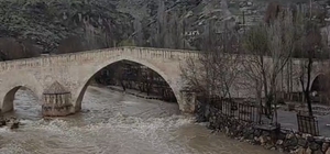 Çermik'te yoğun yağışlarla birlikte akarsu debileri yükseldi