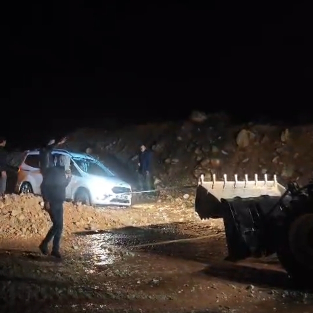 Siirt'te Bitlis Çayı'nın debisi yükseldi, önlemler arttırıldı (2)