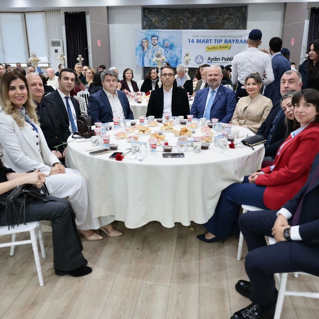 Başkan Pehlivan'dan öğretmen ve sağlık çalışanlarına vefa