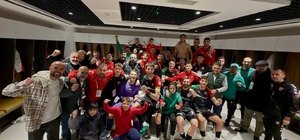 Karşıyaka'ya yönetim morali