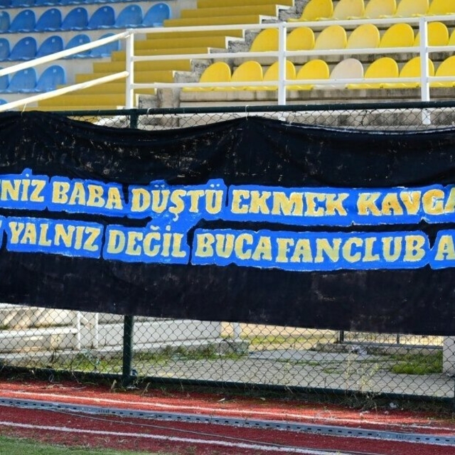 Babasını kaybeden Bucasporlu Berke'ye taraftar morali