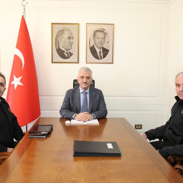 Güvenlik tedbirleri değerlendirildi
22 binin üzerinde kişi sorgulandı arana...