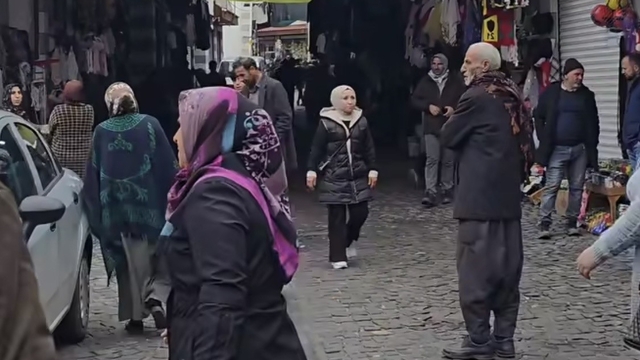 Çermik'te bayram alışverişi telaşı