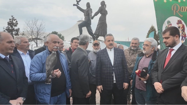 Atmacacılar yapılan düzenleme sonrası Arhavi'de buluştu