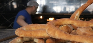 Sahur sofralarının asırlık konuğu: Ramazan ayına özel halka pide