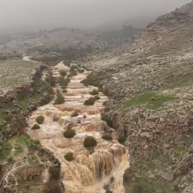 Yağışların ardından Emrud Şelalesinin debisi yükseldi