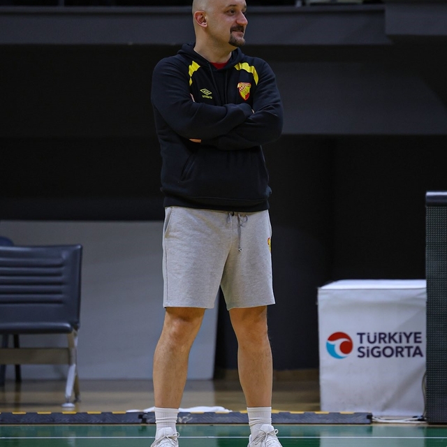 Göztepe Voleybol'da Ataman Güneyligil ile yollar ayrıldı