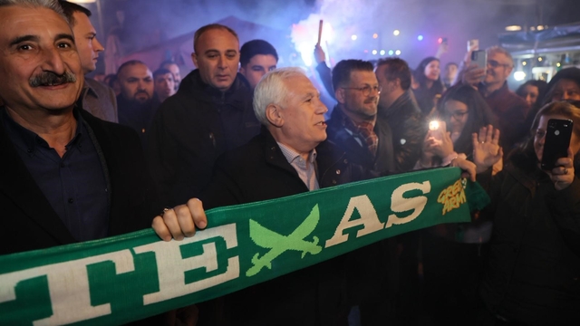 Tahanlı Pide ve çaylar başkan Bozbey'den