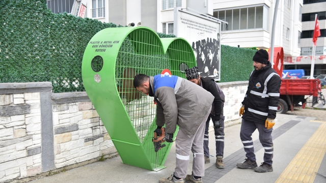 Atakum'a doğa dostu geri dönüşüm kutuları