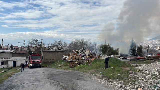 Kahramanmaraş'ta iş yeri yangını