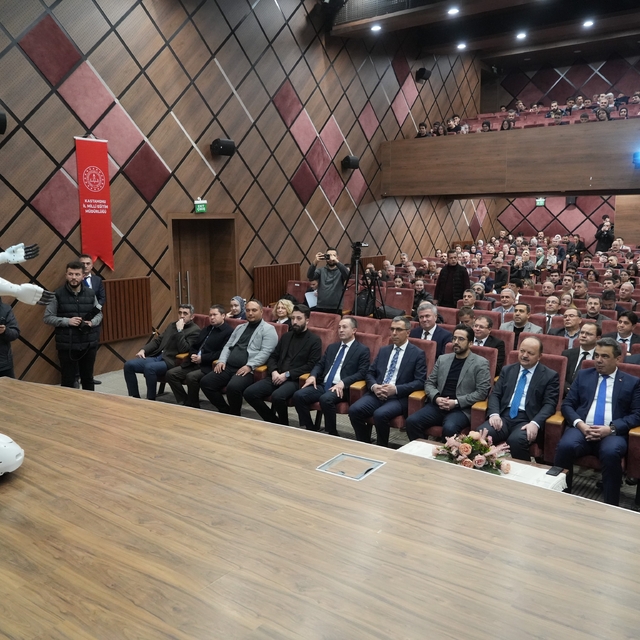 Bu proje ile öğrenciler kodlamayı öğrenecek