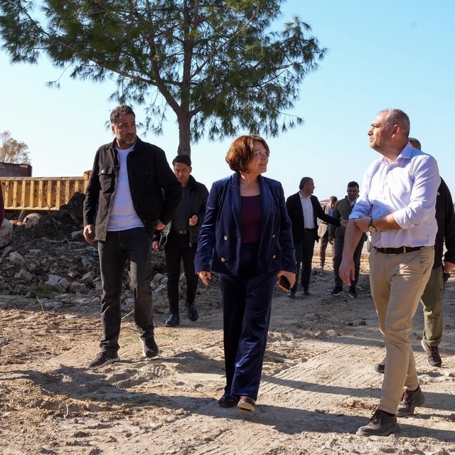 Başkan Gençay: "Mavişehir'de Atatürk Kültür ve Yaşam Alanı hızla yükseliyor...