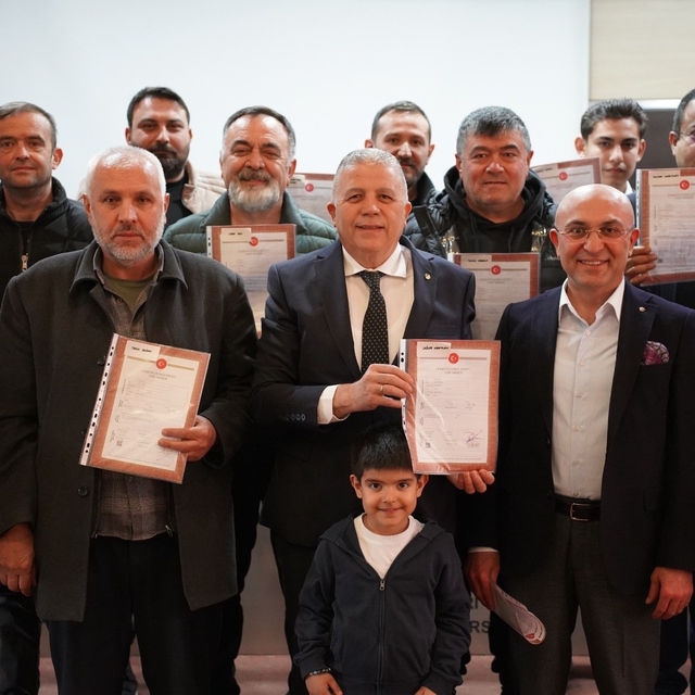 Dev projede tapular teslim edildi