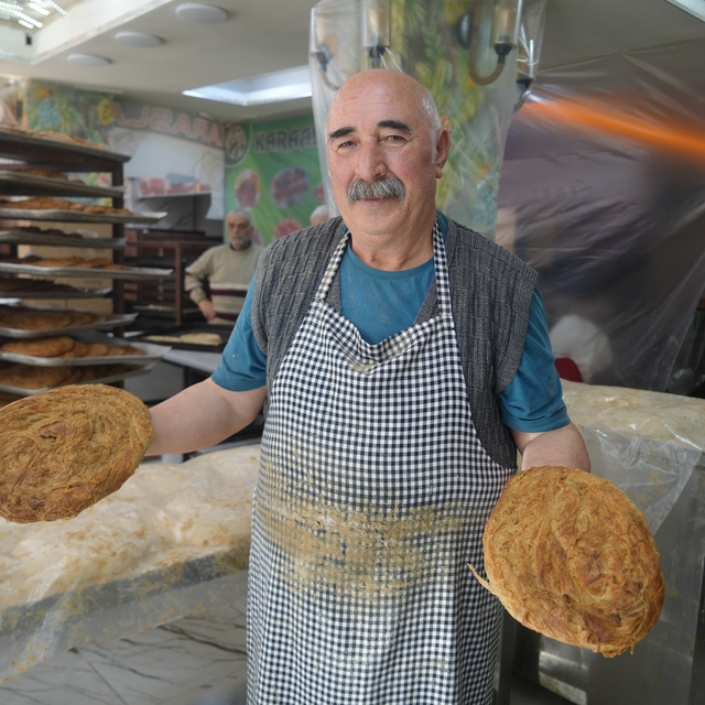 Niğde'nin coğrafi işaretli lezzeti 'tahinli pide' Türkiye'nin dört bir yanı...