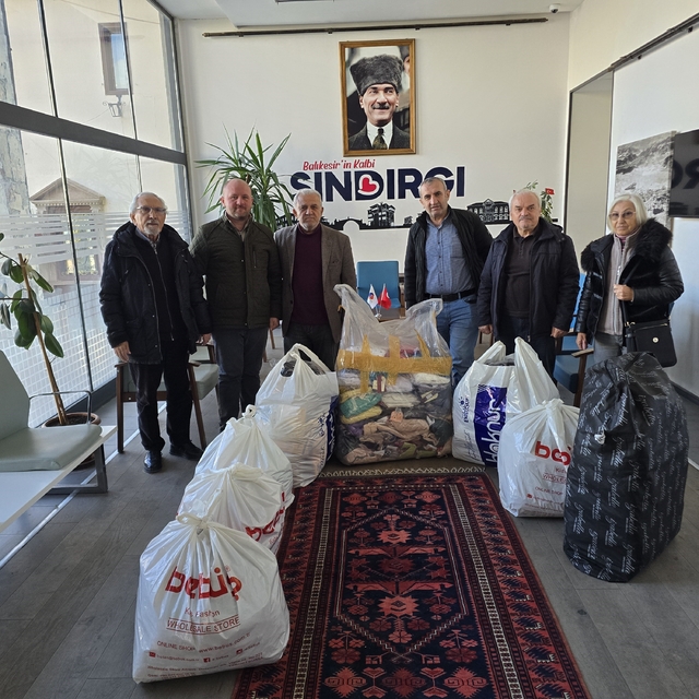 Sındırgı'da deprem yaraları "Bayram Çeki" ile sarılıyor