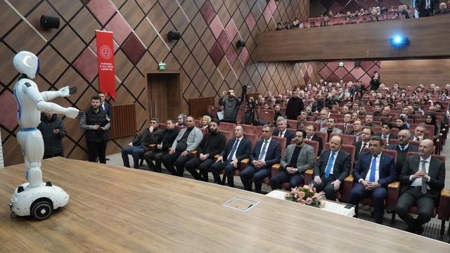 Bu proje ile öğrenciler kodlamayı öğrenecek