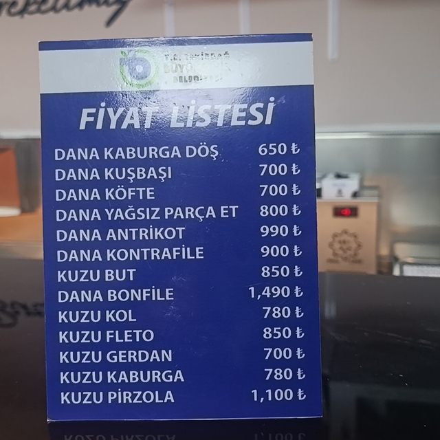 Tekirdağ'da bayram alışverişi kuyruğu: Ucuz ete metrelerce sıra oluştu