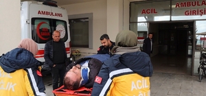 Şarampole yuvarlanan aracın sürücüsü yaralandı