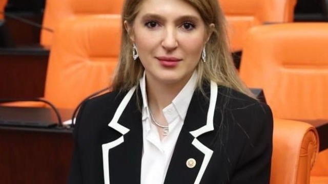Milletvekili Ölmeztoprak'tan Kadir Gecesi mesajı