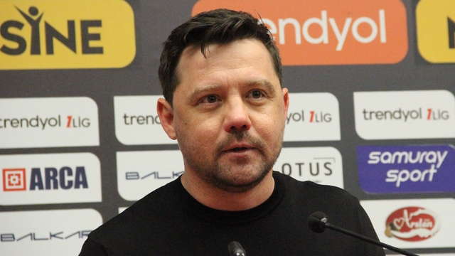 Uğur Uçar: "Kimse kusura bakmasın, bu penaltı dünyanın hiçbir yerinde çalınmaz"
Çorum FK Teknik Direktörü Uğur Uçar:
"Kazana kazana gideceğiz"