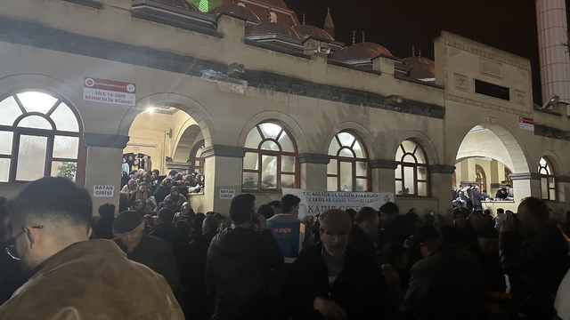 Çankırı'da camiler Kadir Gecesi'nde doldu taştı