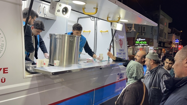 Osmaniye'de Kadir Gecesi'nde camiler doldu taştı