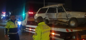 Kavşakta otomobil ile minibüs çarpıştı: 3 yaralı