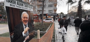 Turgutlu'da esnaftan İlber Ortaylı için helva hayrı