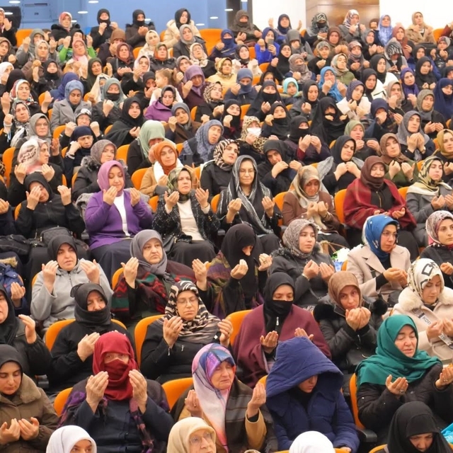 Bayburt'ta kadınlara yönelik Kadir Gecesi programı düzenlendi