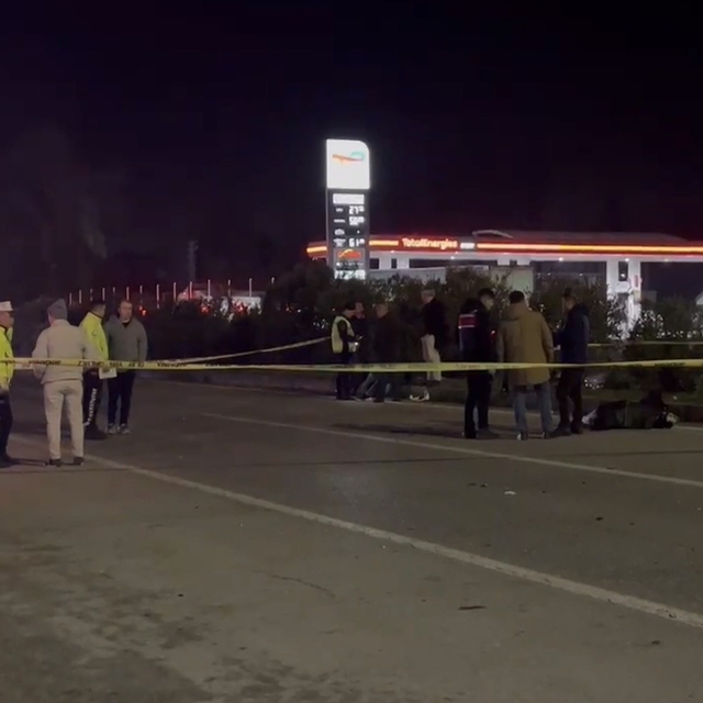 Samsun'da motosiklet tıra çarptı: 1 ölü, 1 ağır yaralı