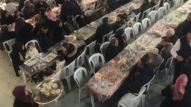 Sarıgöl'de geleneksel Kadir Gecesi iftarı düzenlendi