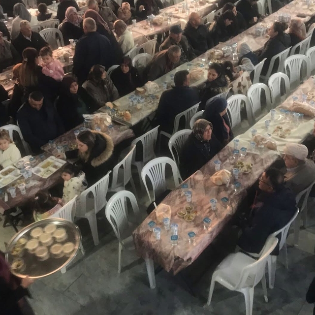 Sarıgöl'de geleneksel Kadir Gecesi iftarı düzenlendi
