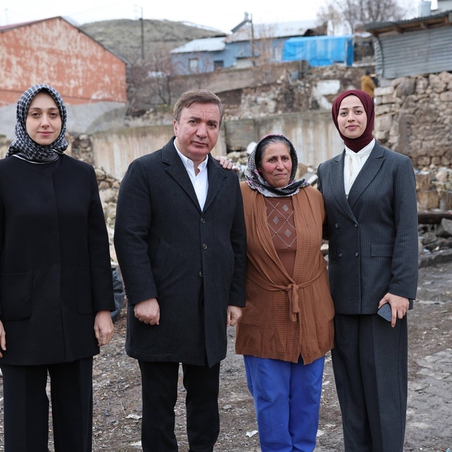 Vali Aydoğdu'dan Tercan'da hane ziyaretleri