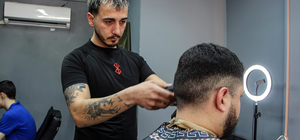 Adana’da bayram öncesi berber randevuları doldu