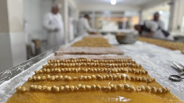 Osmanlı kenti Safranbolu'da lokum hazırlıkları tamamlandı
Ramazan Bayramında ağızlar çeşit çeşit lokumlarla tatlanacak