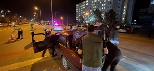 Karaman’da 43 sürücünün ehliyetine el koyulurken, 99 araç trafikten men edildi