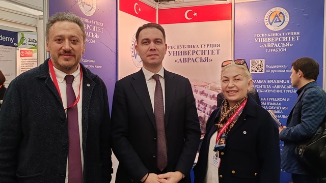 Avrasya Üniversitesi'nden Rusya çıkarması