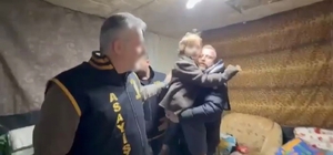 7 yıl sonra alıkonulduğu harabe evde bulunan Nazar, adını Ahmet olarak biliyormuş