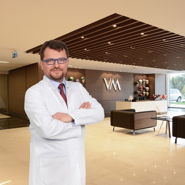 Yatınca kaybolan o şişliğe dikkat
Uzmanından kasık fıtığında "erken müdahal...