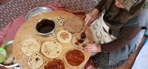 Asırlık "külçe tatlısı" geleneği bayramda yaşatılıyor