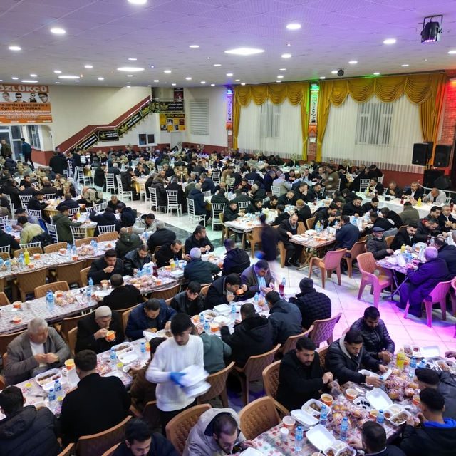 Güroymak'ta iftar programı düzenlendi