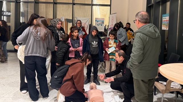 Batman'da vatandaşlar sağlıklı hayat hakkında bilgilendirildi