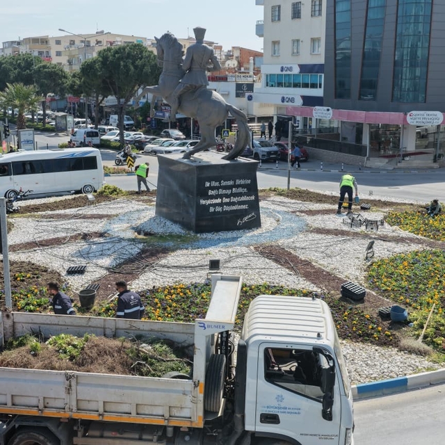 Büyükşehir'den Didim'de bayram temizliği