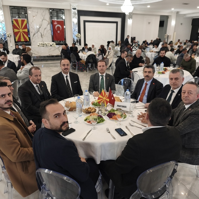 Başkan Yılmaz Evlad-I fatihan ile kardeşlik sofrasında