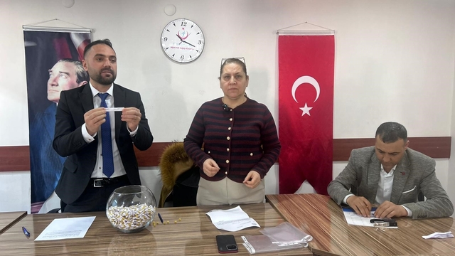 Niğde'de 70 kişilik işçi alımı için kura çekimi yapıldı