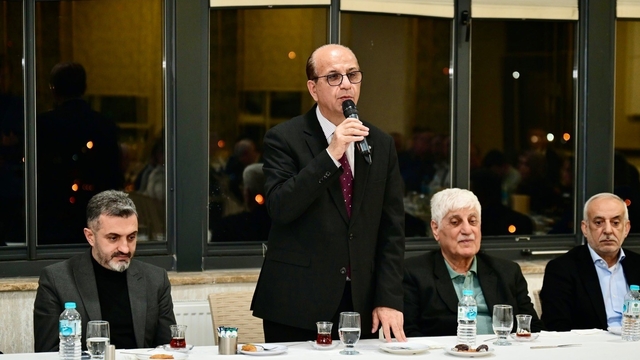 Başkan Geçit, belediye meclis üyeleriyle 'vefa' iftarında buluştu
