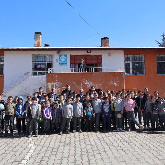 Murtaza Köyü'nde öğrencilerle iftar buluşması