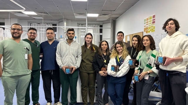 Yunusemre'de nöbetçi doktorlar unutulmadı