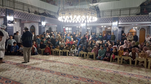 Kadir Gecesinde 271 çocukla anlamlı buluşma