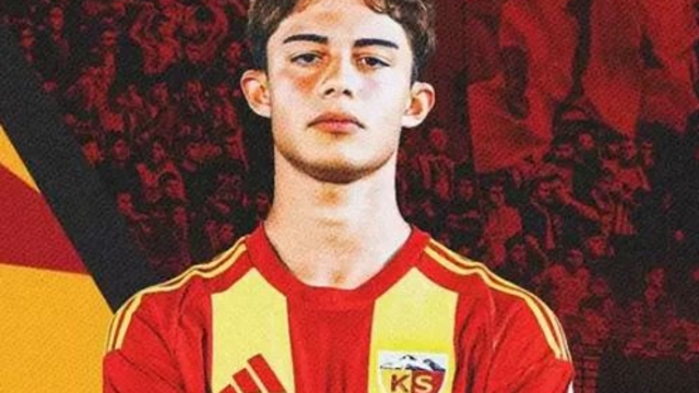 Zecorner Kayserispor'un genç oyuncusu Kayra'ya milli davet